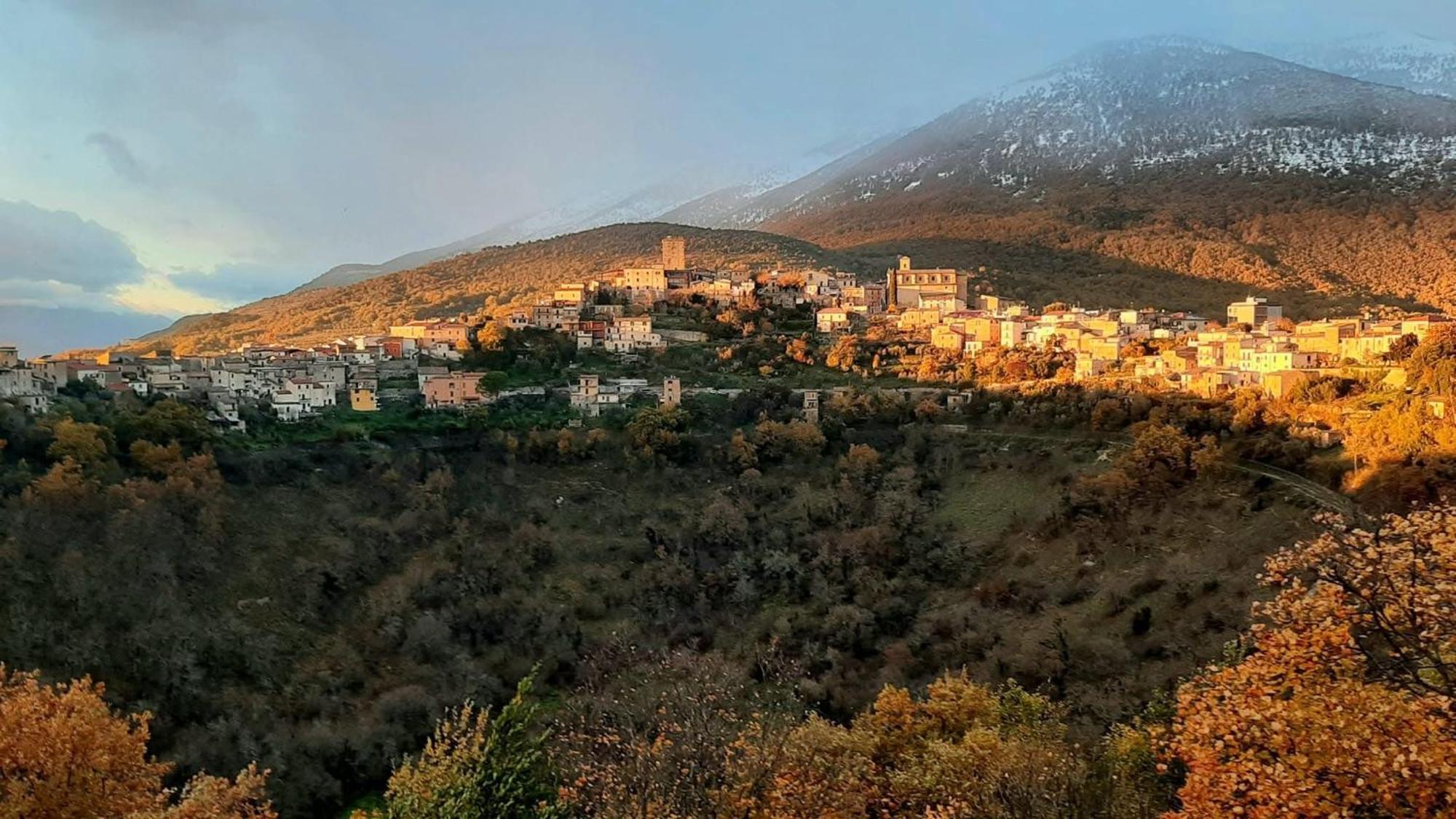 Ferienwohnung La Casa Del Borgo Campoli Appennino Exterior foto